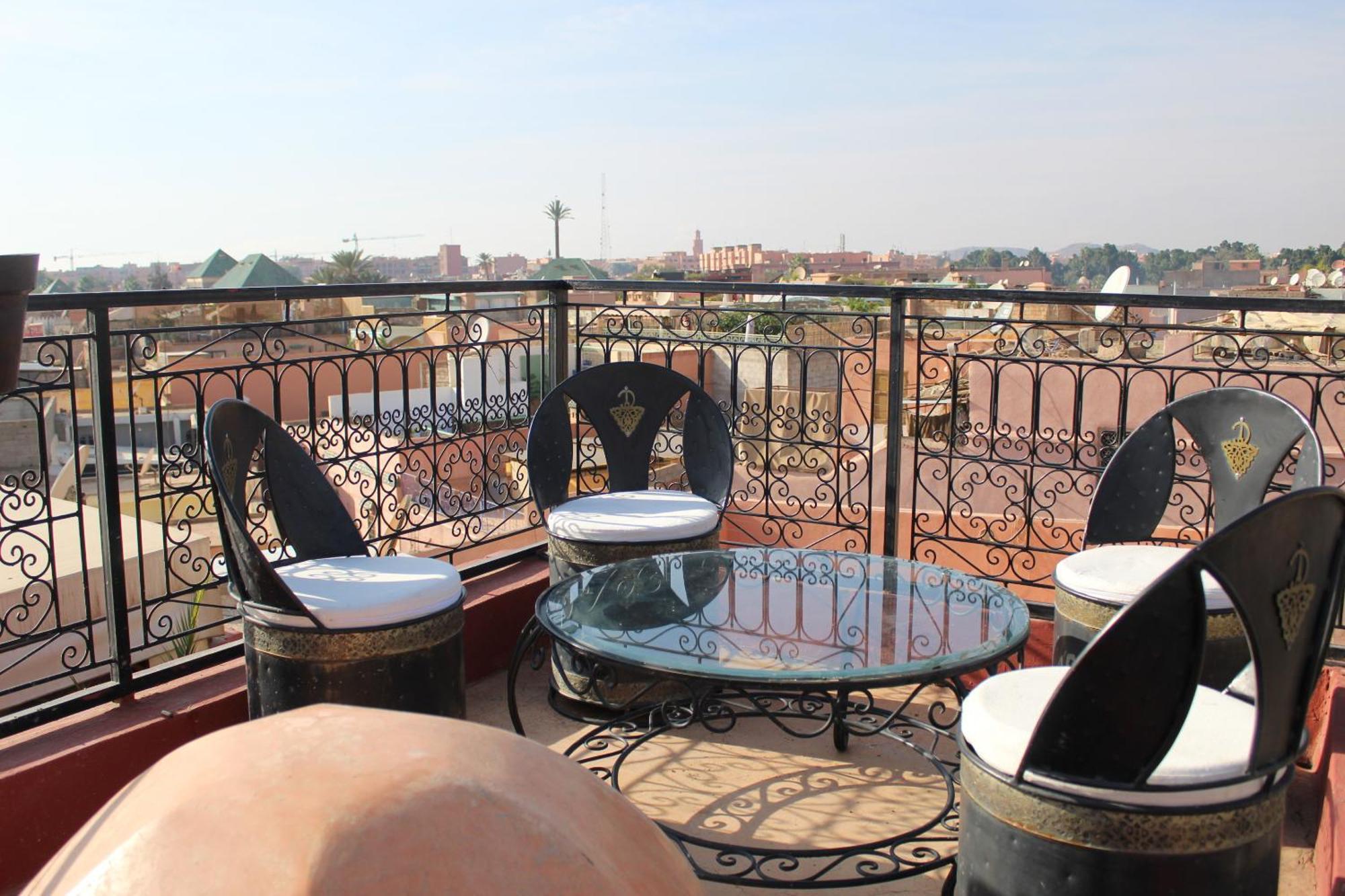 Riad M'Boja "Chez Ali Baba" 马拉喀什 外观 照片