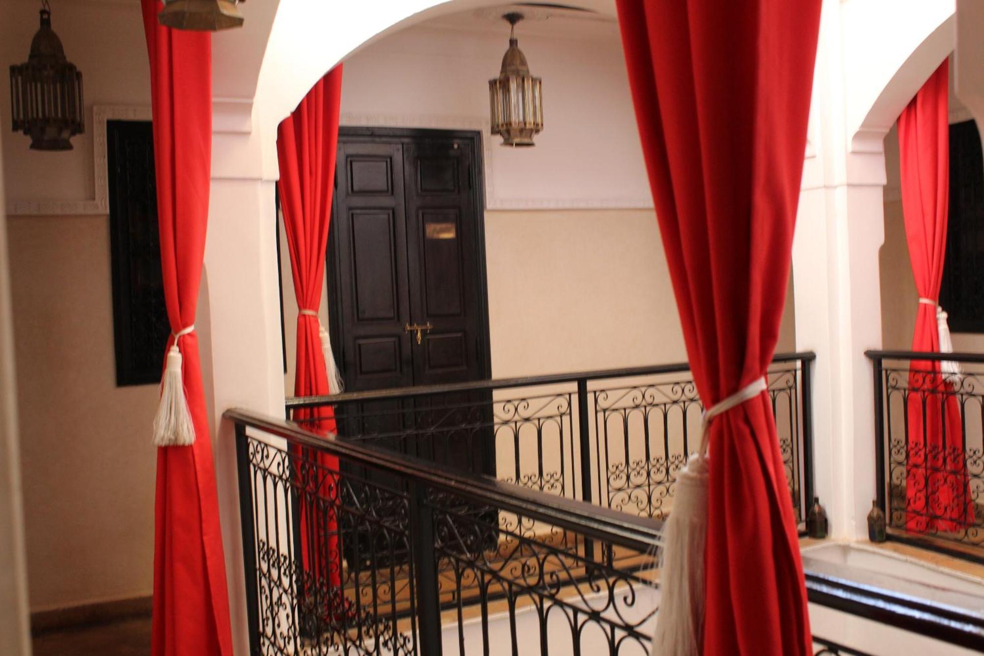 Riad M'Boja "Chez Ali Baba" 马拉喀什 外观 照片